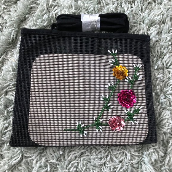 NWT Handmade Flower Mesh Purse - Picture 2 of 4